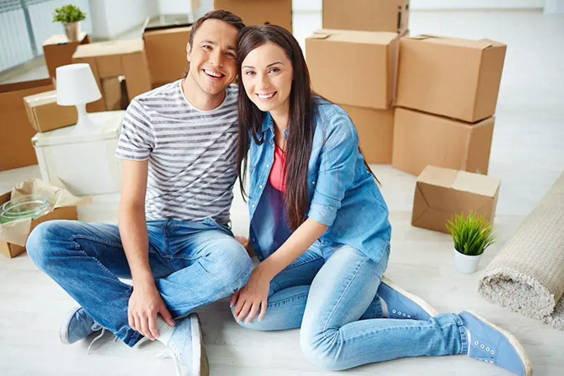 new home owners moving in